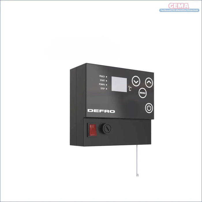 Schwarzes Defro Steuerungspanel am Festbrennstoffkessel Defro Firewood Plus 19 kW